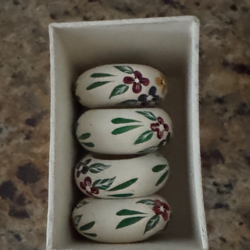 Floral Wooden Vintage Napkin Rings